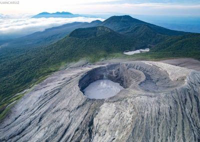A view of the several craters that compose the Rincón de la Vieja volcanic complex. Some volcanic activity can be observed in the closest crater.